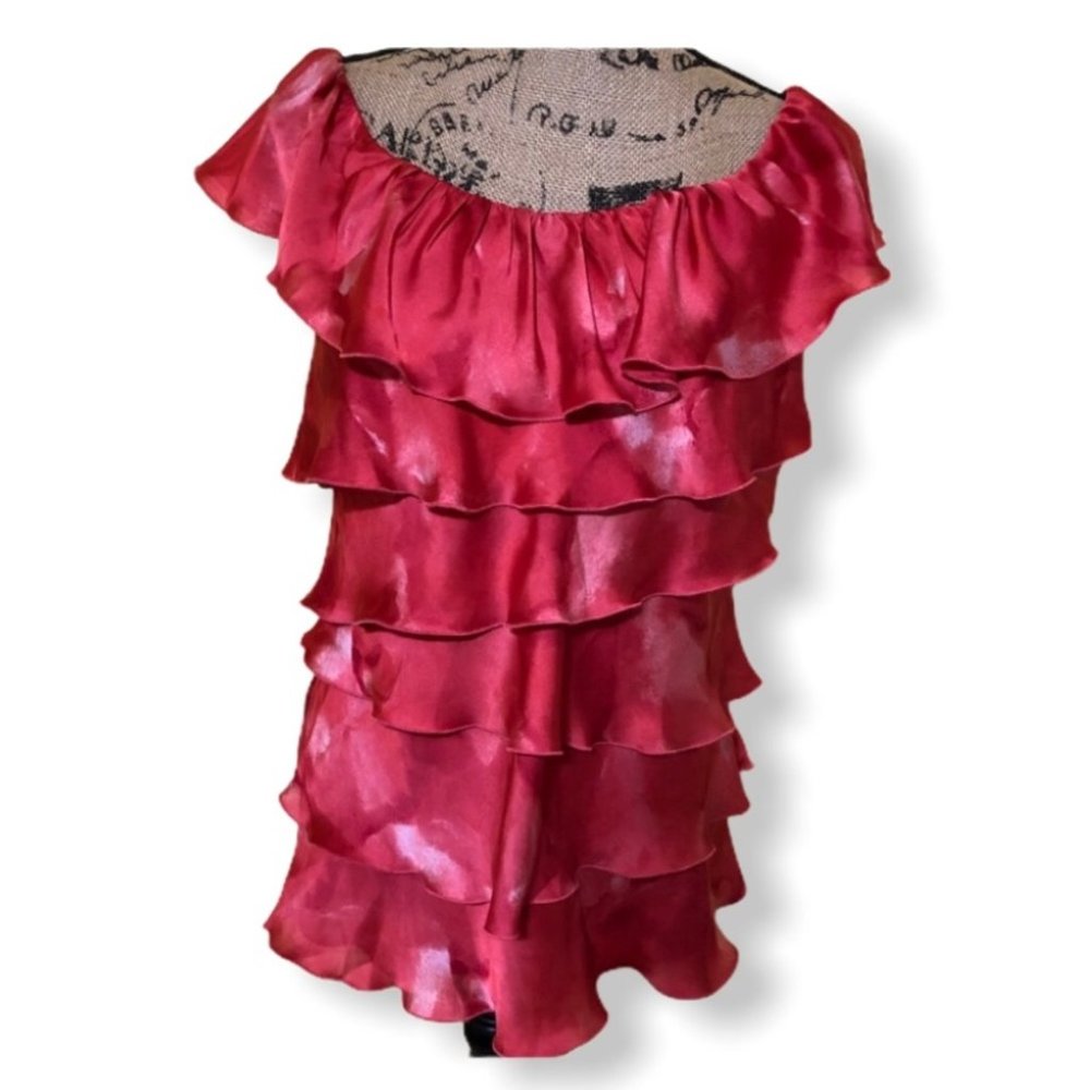 {WHBM} Pink Tiered Floral Blouse